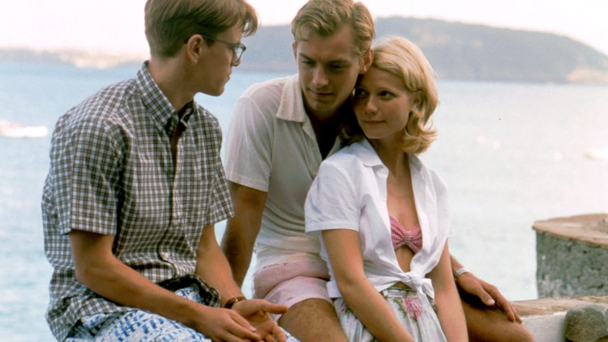 Bay Ripley yaşıyor