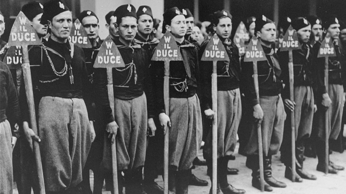 Faşizmden post-faşizme mi?