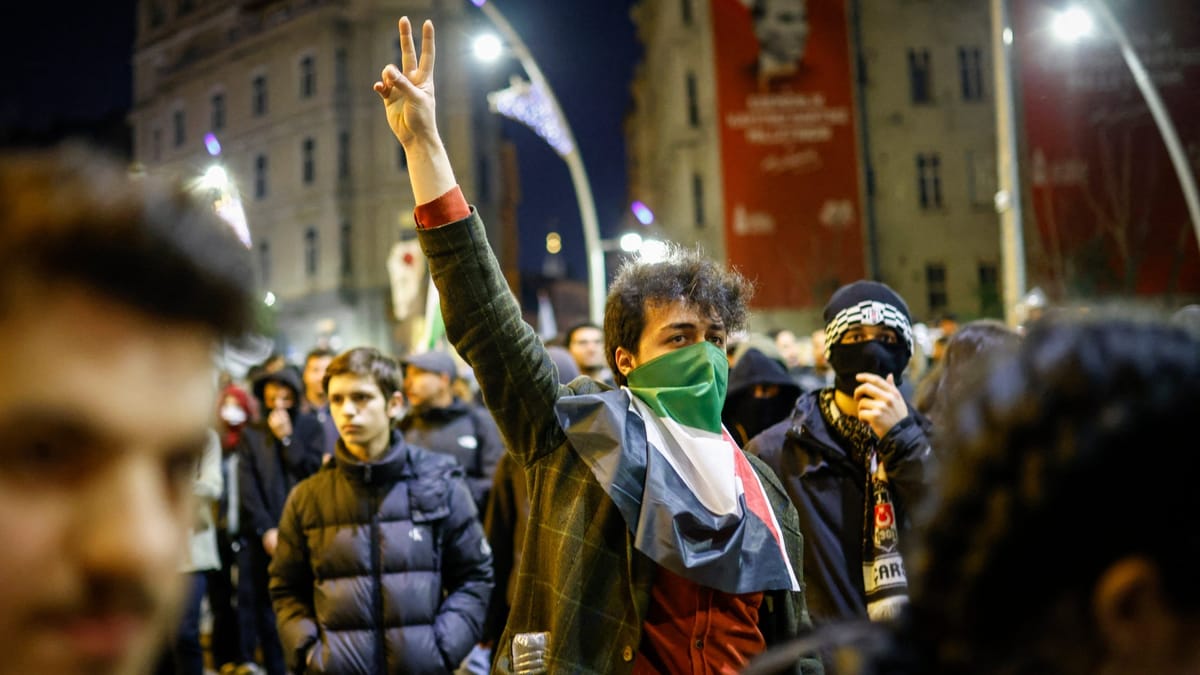 Filistin davası yoldaşlarına geri döndü