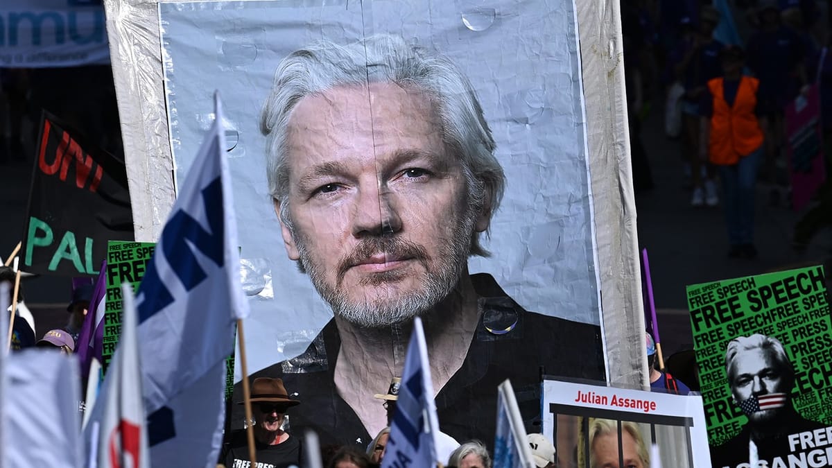 Julian Assange nihayet serbest bırakılıyor