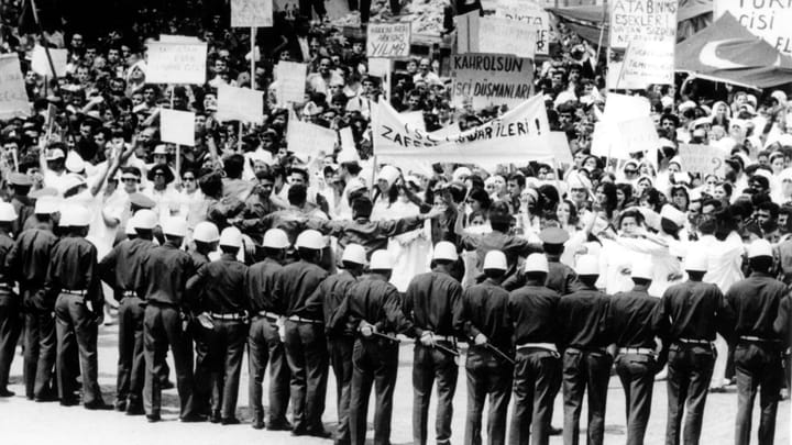 Milliyetçiliğe karşı yurtseverliği büyütmek