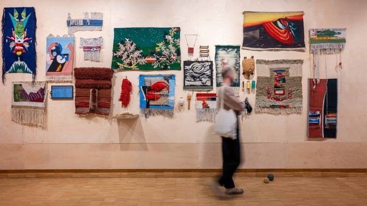 90’LARDAN BERİ HALIDAYIZ sergisinden görünüm, Salt Beyoğlu, 2025. Fotoğraf: Metean Bars (Salt).