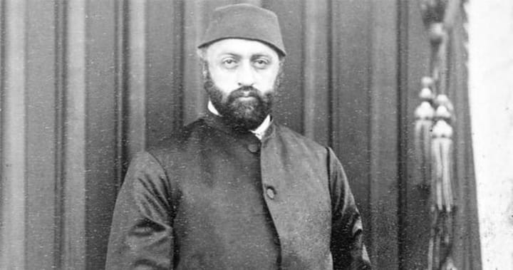 Büstünü yaptıran ilk padişah: Sultan Abdülaziz