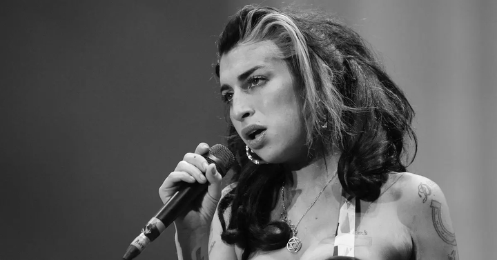 Amy Winehouse'un son canlı performansı. 18 Haziran 2011, Belgrad, Sırbistan. Fotoğraf: Brian Rasic, Getty Images.