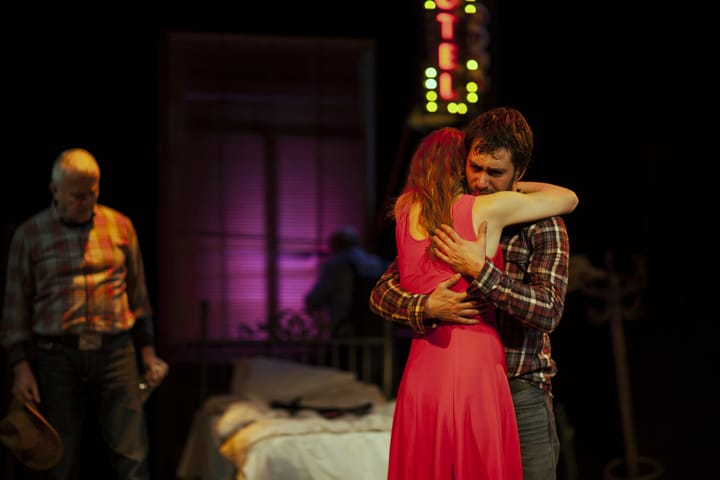 Bir göz odaya sıkışan çaresizlik: "Aşk Delisi"