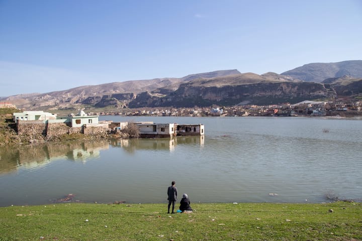 Hasankeyf. Fotoğraf: Ateş Alpar, "Taş Kabuk Sessiz" serisi (2018-2023).