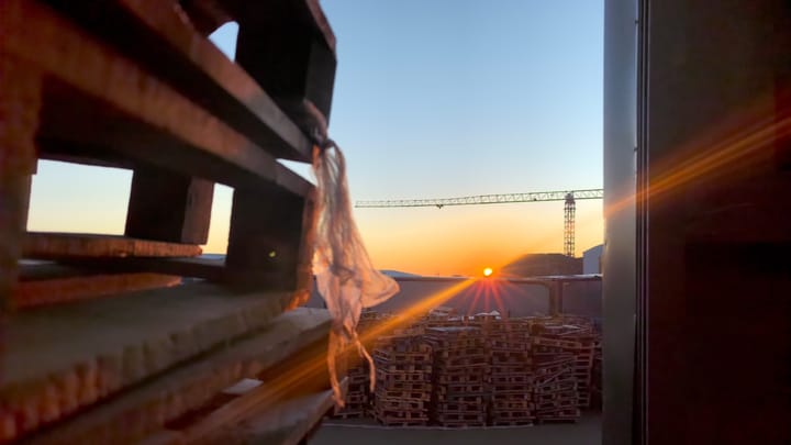 Bir depo işçisinin günü nasıl geçer?