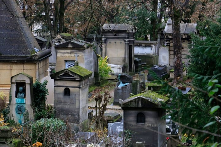 Zamanı aşan bir ortaklığın mekanı: Père Lachaise